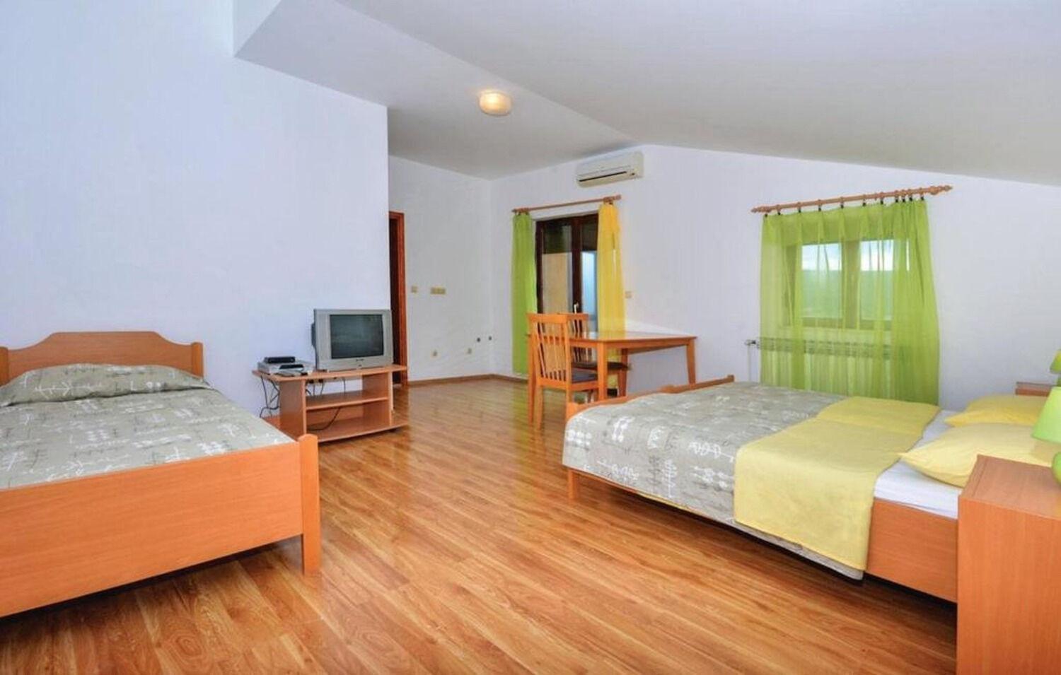 Rooms Marija - Rooms With Pool Trilj Dış mekan fotoğraf