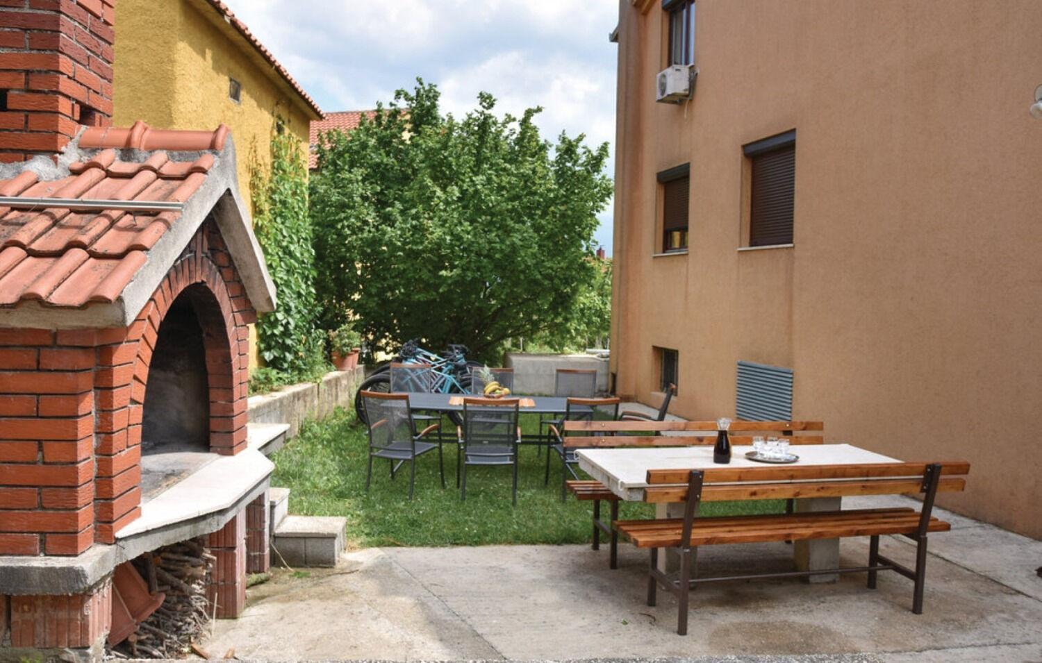 Rooms Marija - Rooms With Pool Trilj Dış mekan fotoğraf